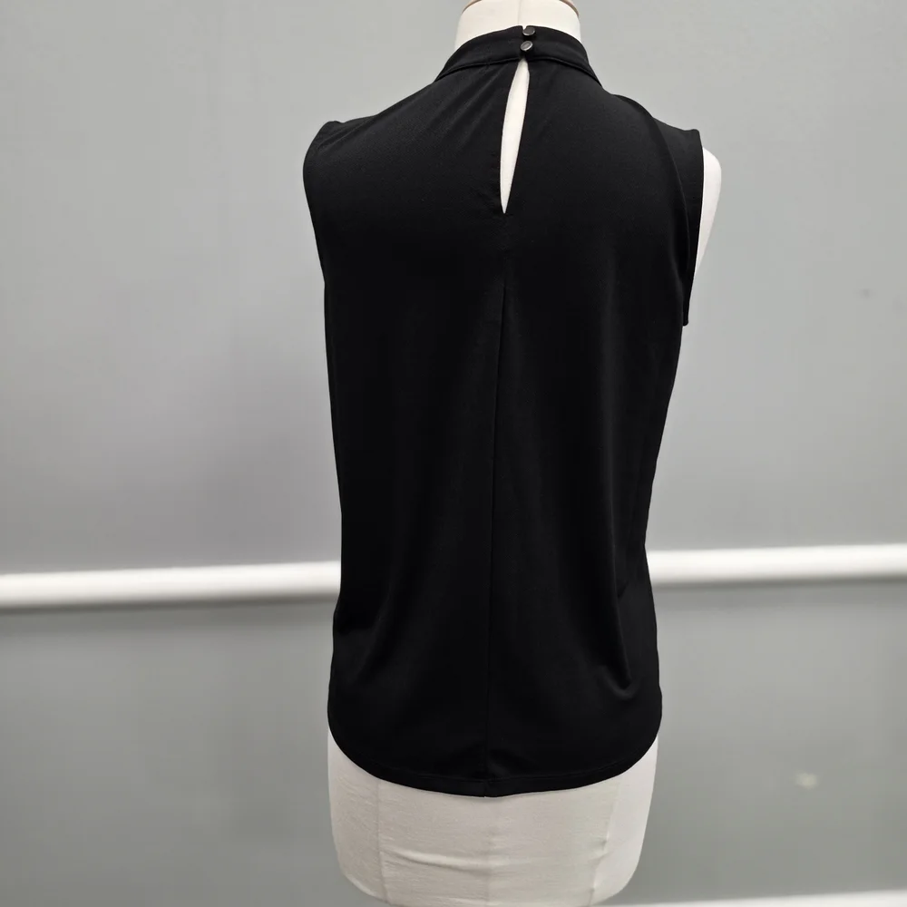 Banana Republic Black Sleeveless Blouse - Picture 4 of 8